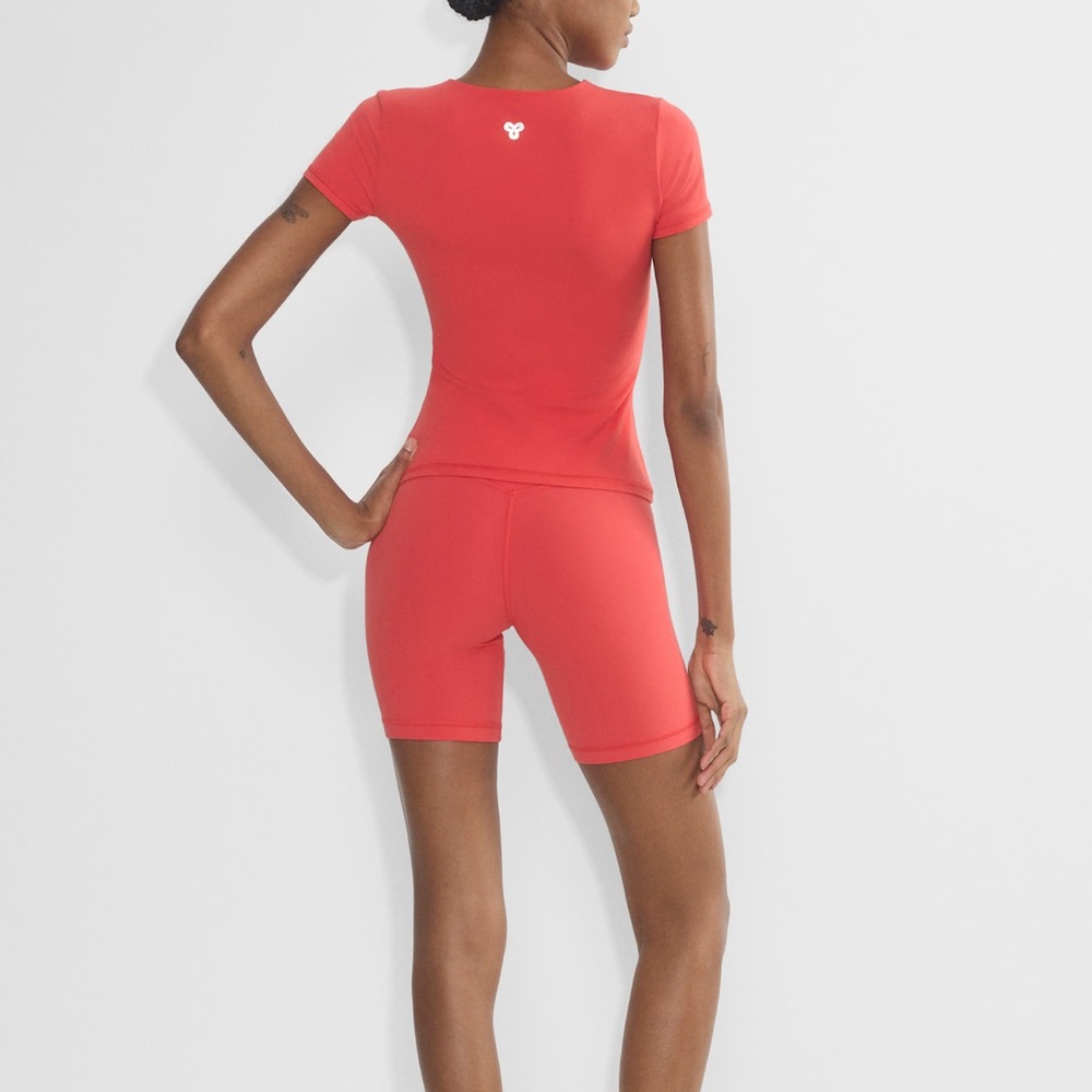 BUTTER Essential T-Shirt & Cheeky Hi-Rise 7” Short